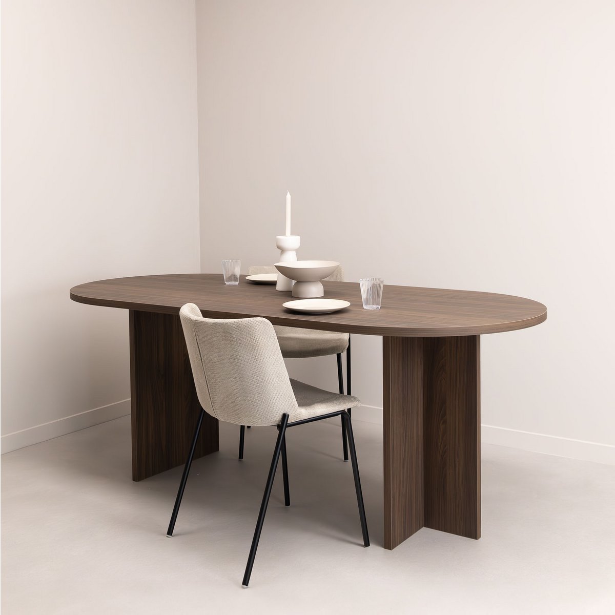 Eettafel Noa in notenhout - 200cm