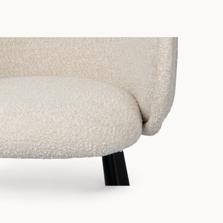 Bouclé gestoffeerde stoel Luna