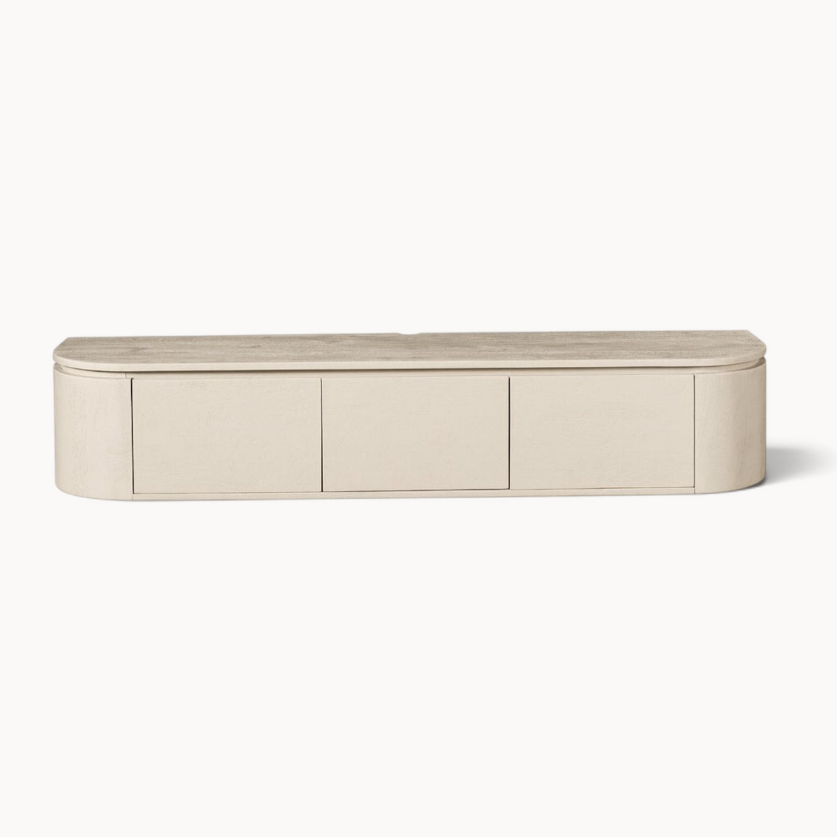 Aika Engawa tv-meubel in licht eikenhout met afgeronde hoeken en drie opbergvakken voor een modern interieur.