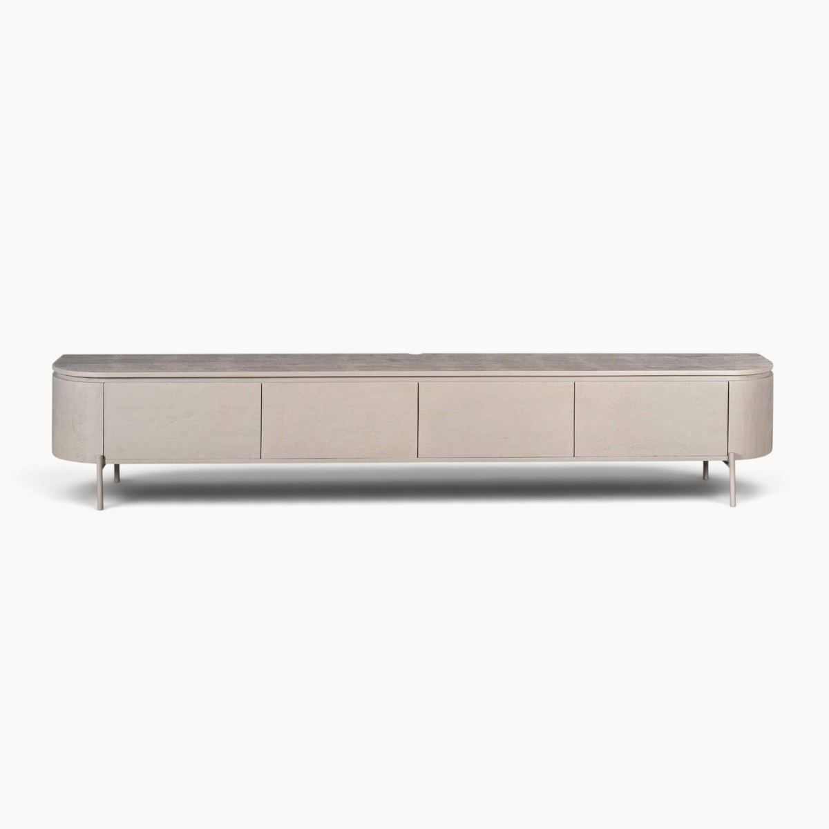 Aika Engawa tv-meubel in lichtgrijs hout met afgeronde hoeken en slanke poten in een minimalistisch design.