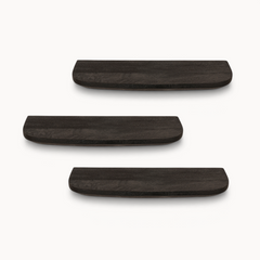 Aika set van drie zwarte houten wandplanken met afgeronde hoeken voor aan de muur
