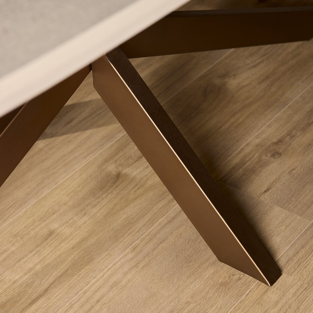 Eettafel Sova Ovaal Zand, alle maten