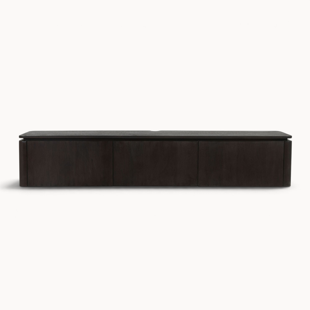 Aika Iwa zwevend tv-meubel in donkerbruin hout met een strak en minimalistisch ontwerp voor aan de muur.