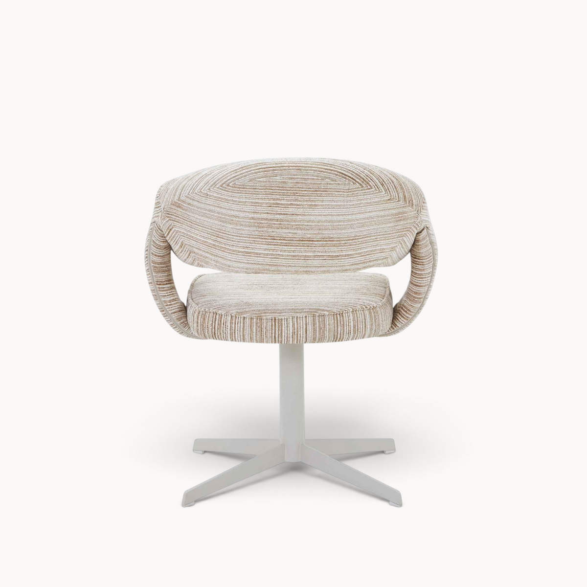 Aika draaibare eetkamerstoel Ki met beige gestreepte bekleding en een modern kruisvormig onderstel