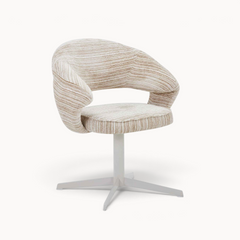 Aika draaibare eetkamerstoel Ki met beige gestreepte bekleding en een modern wit kruisframe