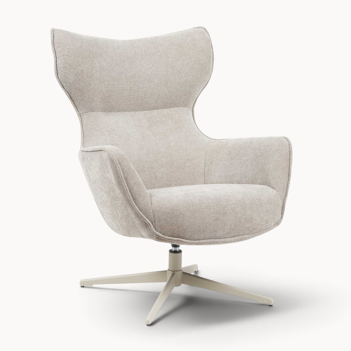 Aika Suzu draaibare fauteuil in beige stof met een moderne stervormige voet voor een stijlvol interieur.