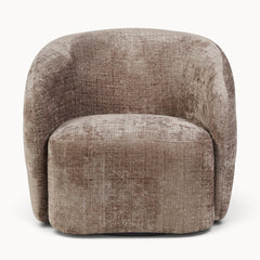 Aika Kaze draaibare fauteuil in een warme bruine textuurstof met een comfortabel rond ontwerp