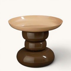 Sculpturale bijzettafel Sifa met gestapelde silhouetten en hoogglanzende afwerking
